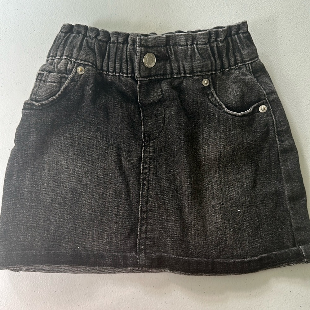 Cat and jack black wash Jean skirt size 3T